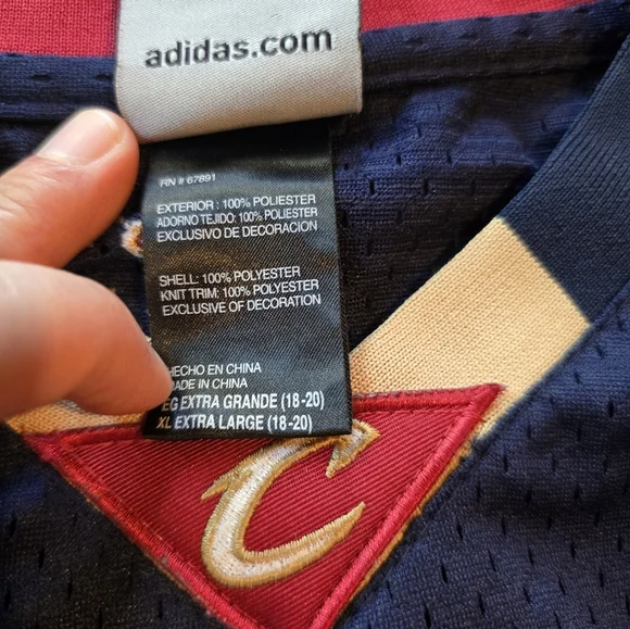 Cleveland Cavaliers Lebron Jersey XL BOY/SM MENS - Picture 7 of 8